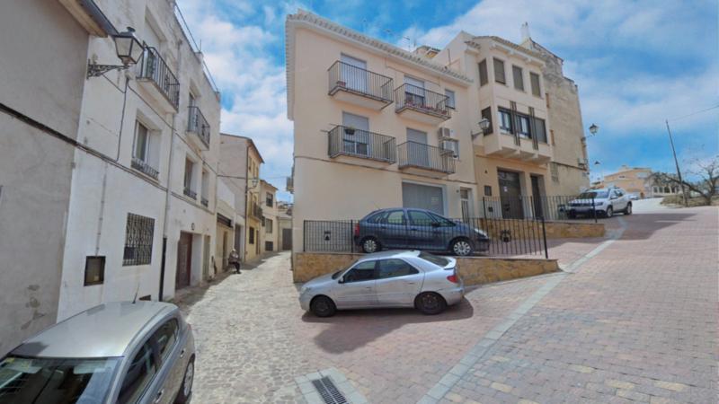 Renovación lumínica en San Blas: un paso hacia la eficiencia energética en Segorbe