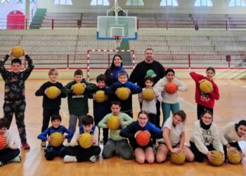 Carles Yuste inaugura el 9º campus de navidad del CB Segorbe