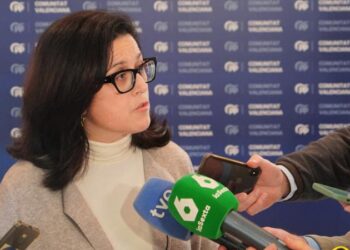 Nieves Martínez: “Compromís ya tiene la foto con su ‘no’ a Pérez Llorca, pero los valencianos queremos más hechos y menos fotos”