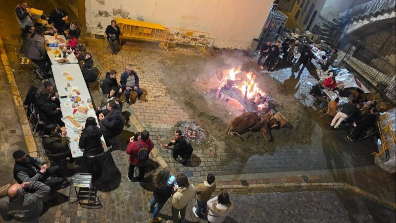Las fiestas de San Antonio Abad continúan en Segorbe y sus pedanías pese a la lluvia