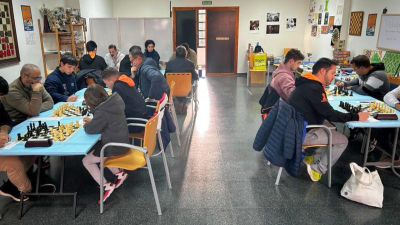 Con coraje y estrategia, el Club de Ajedrez Alto Palancia busca asegurar la permanencia en Primera Provincial