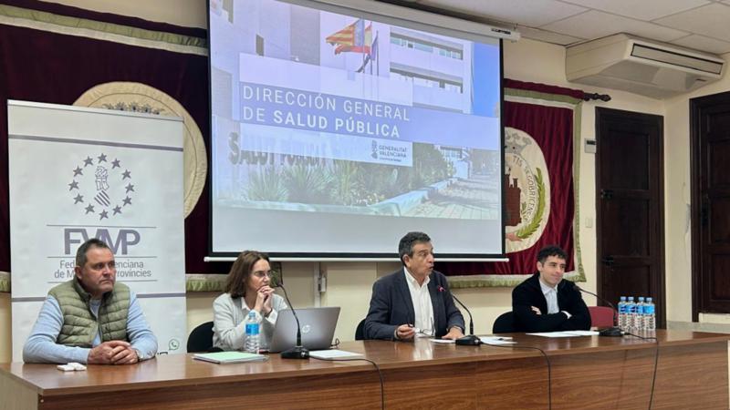 Hervás defiende en Segorbe el apoyo a pequeños productores ante las exigencias de higiene europea