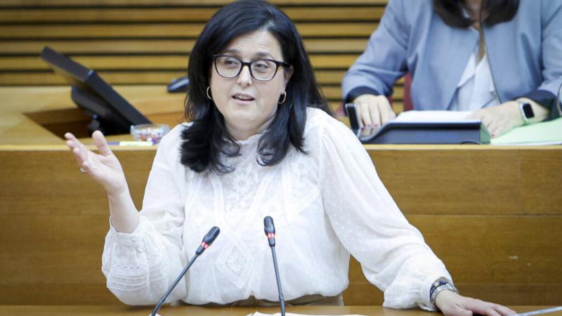 Nieves Martínez: “El Consell del PP convierte la lucha contra el cáncer en una prioridad real más allá de la legislatura”