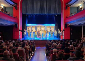 Éxito absoluto de público en el Teatro Serrano con «Asesinato en el Orient Express»