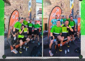 Davis, Diego, Pilar, Juan y Miguel disfrutan del Trail de Almedíjar con el Saltamontes