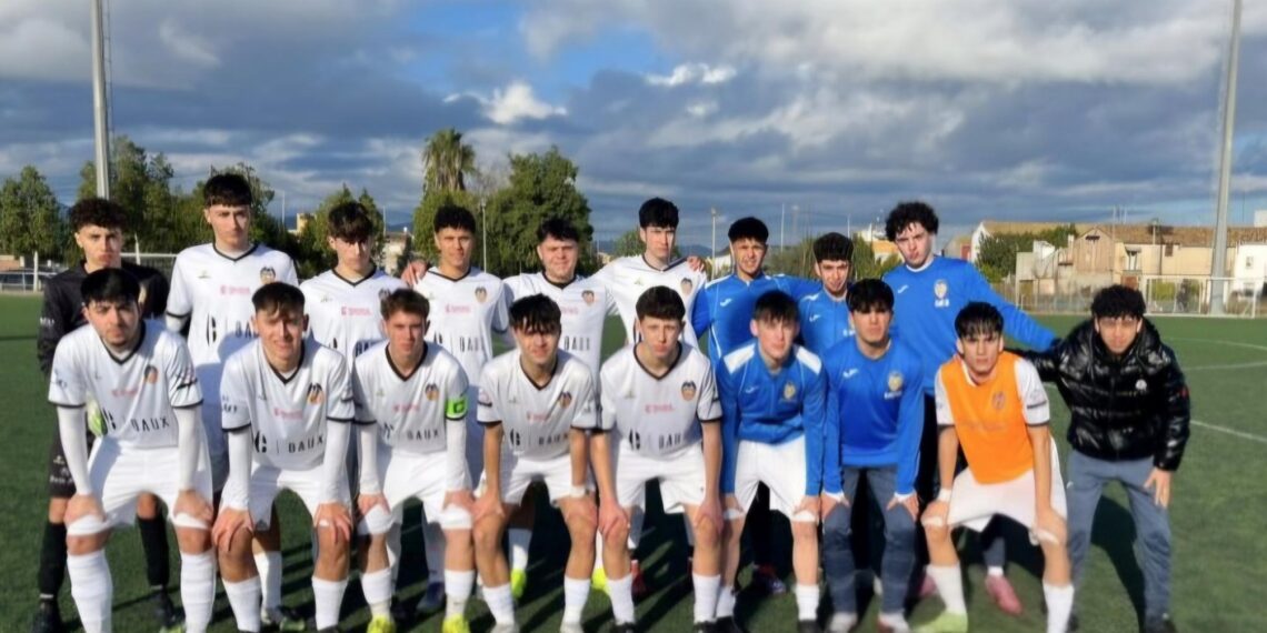 El Juvenil del CD Segorbe sigue líder tras ganar el aplazado 3-1 al Benifairó
