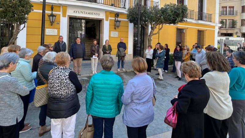 Segorbe guarda un minuto de silencio por el asesinato de Aitana, la niña de tres años muerta en Torrevieja