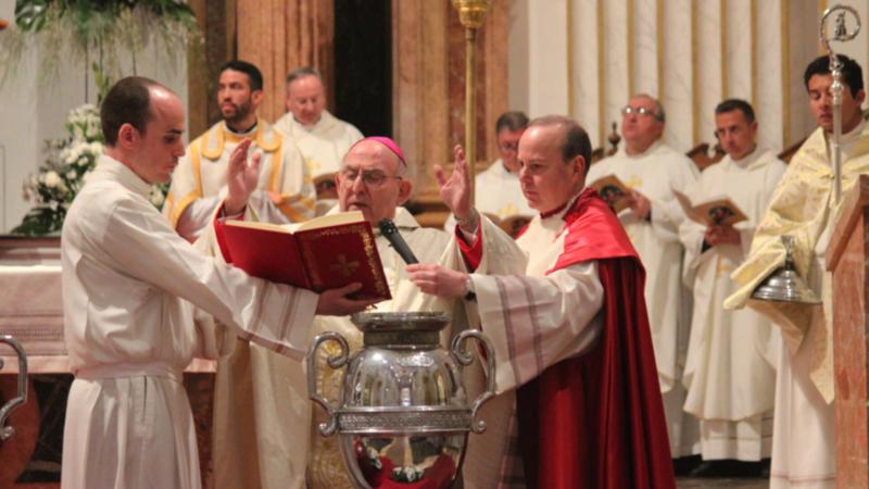 El obispo de Segorbe-Castellón celebra sus bodas de plata episcopales durante la Misa Crismal