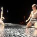 ‘Gesto’ de Taiat Dansa transforma el Teatro Serrano en un espacio de luces, movimiento y juego