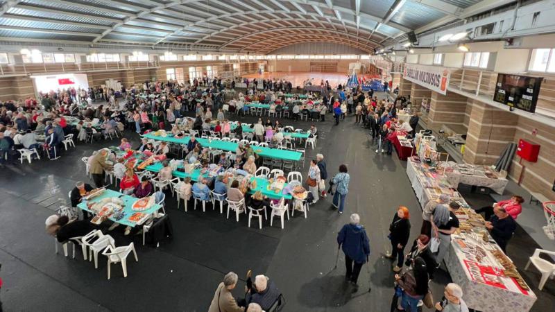 El Encuentro de Bolilleras “Manolita Belis” reúne a más de 350 participantes en Segorbe