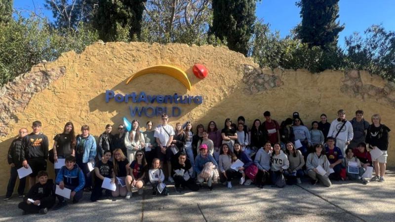 Segorbe celebra por segundo año el viaje juvenil a PortAventura con transporte gratuito en Pascua