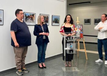 “Rituales” y “Nuevos horizontes” llenan de arte el Centro Cultural Olga Raro en el arranque de Foto Mayo en Segorbe