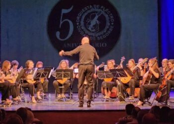 La Orquesta de Pulso y Púa Ciudad de Segorbe pone el broche final al XLI Festival Internacional de Música de Plectro