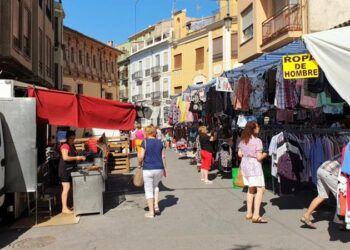 Cambios en el mercado de los jueves por las obras en la plaza del Ángel