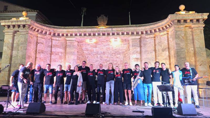 Helios & Friends animan la noche del sábado en el Botánico