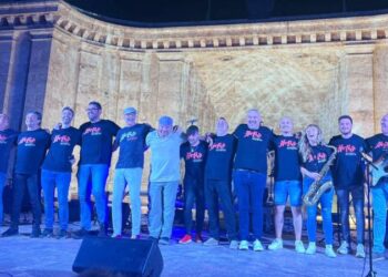 Helios & Friends animan la noche del sábado en el Botánico