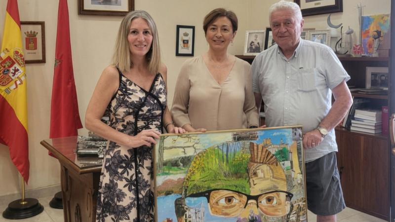 Carlos Domenech dona al Ayuntamiento de Segorbe una obra de su exposición «Exégesis II»