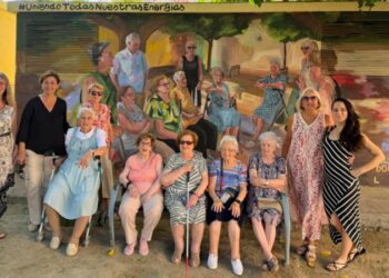 Un mural dedicado a las usuarias del parque de La Tirolina embellece uno de los espacios verdes de Segorbe