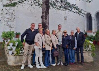 Cárrica celebra su romería al Santuario de la Virgen de la Cueva Santa