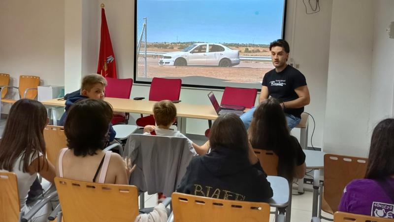 El CLIA se acerca al mundo del cine con un taller de la Asociación Rosalea