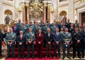 La Guardia Civil de Segorbe celebra el Día del Pilar con una misa, una ofrenda y una mascletà